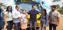 Vereadores participam de solenidade de entrega de ônibus escolar