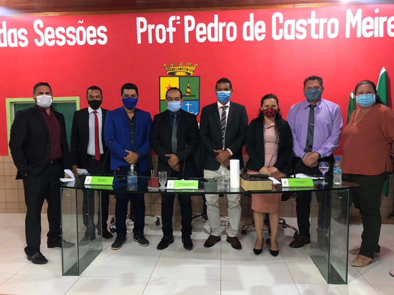 No dia 02 de Março de 2021, às 19h, na Câmara Municipal de Plácido de Castro foi realizada a 1º Sessão Ordinária.